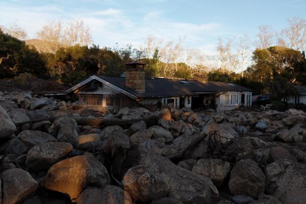 During the 2018 Montecito mudslides, powerful flows of debris pushed boulders out of creek-carved canyons toward homes, causing destruction and 23 deaths. New findings from a Penn-led team leveraged recent developments in physics to understand the forces that govern the mudslides. (Image: Douglas Jeromack)